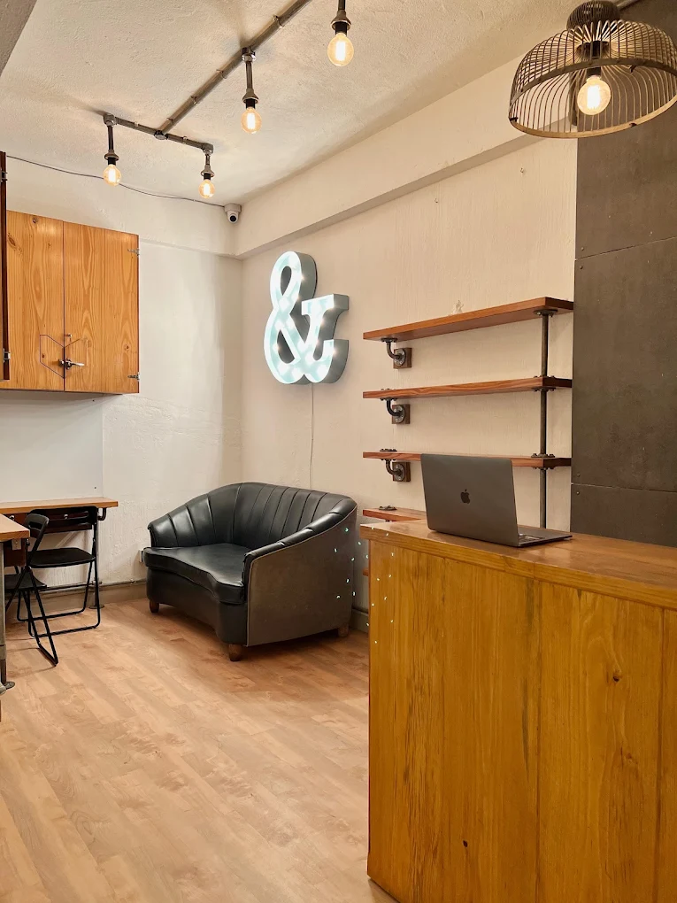 Lit Fit studio reception and lounge area